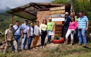 Entrega de Incentivo Predio El Pino Microcuenca La Zapatoca